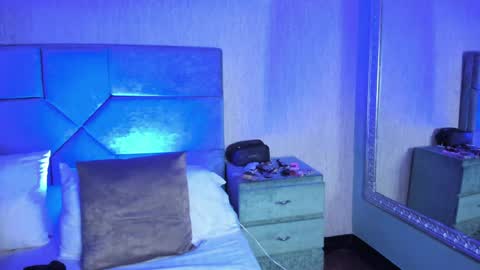 Naomy online show from 03.31.26