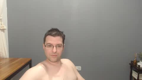 nappadel85 online show from 12.17.25