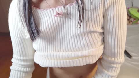 Snapshot of naree_masaki chatting on 12.15.24 Naree online show from 12.15.24