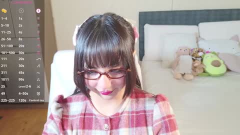 Snapshot of naree_masaki chatting on 12.23.24 Naree online show from 12.23.24