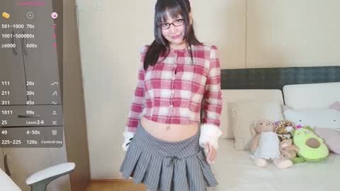 Snapshot of naree_masaki chatting on 12.23.24 Naree online show from 12.23.24