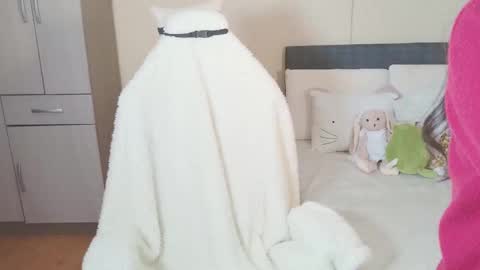 Snapshot of naree_masaki chatting on 02.14.25 Naree online show from 02.14.25