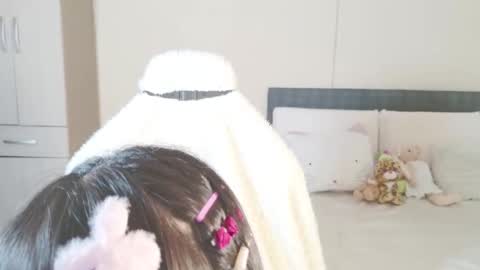Snapshot of naree_masaki chatting on 02.26.25 Naree online show from 02.26.25