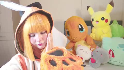 Snapshot of naree_masaki chatting on 09.21.25 Naree online show from 09.21.25