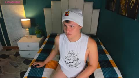 Snapshot of narekxboy chatting on 09.16.25 Narek online show from 09.16.25