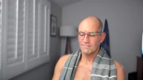 Snapshot of narniaslan chatting on 01.26.25 narniaslan online show from 01.26.25