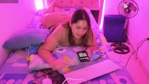 Nasly batista  online show from 10.24.25