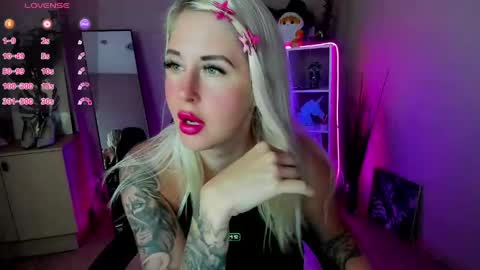 Snapshot of nastasya_cute chatting on 06.08.26 Nastya online show from 06.08.26