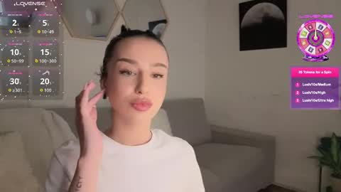 Snapshot of nastiashy20 chatting on 12.01.25 NastiaShy20 online show from 12.01.25