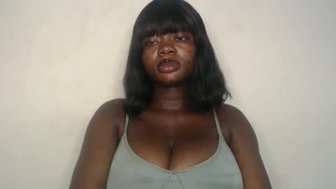 Snapshot of nastie_amanda chatting on 10.05.25 Amanda online show from 10.05.25