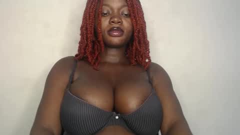 Snapshot of nastie_amanda chatting on 10.12.25 Amanda online show from 10.12.25