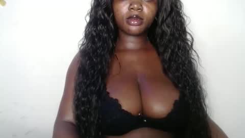 Snapshot of nastie_amanda chatting on 11.23.25 Amanda online show from 11.23.25