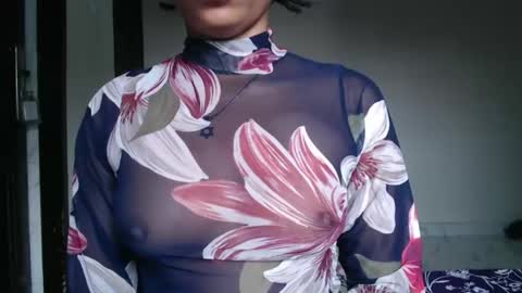 Snapshot of nastie_cumlover chatting on 12.14.25 bella online show from 12.14.25