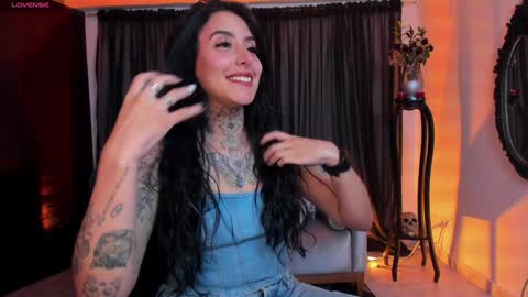 Snapshot of nasty_alice1 chatting on 01.24.25 Goddess Alice online show from 01.24.25