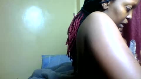 Snapshot of nasty_kiki chatting on 07.12.26 Kiki online show from 07.12.26