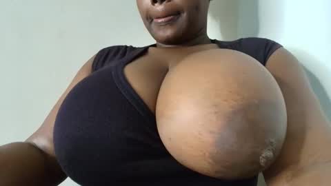 Snapshot of nasty_nohelah chatting on 04.27.26 chimummy online show from 04.27.26