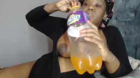 Kim online show from 11.23.25