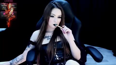 Snapshot of nastykatty_ chatting on 10.15.25 nastykatty_ online show from 10.15.25