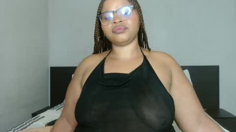 Snapshot of nastypervetx2 chatting on 12.04.25 nastypervetx2 online show from 12.04.25