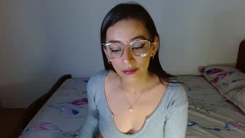Snapshot of nat4youlove chatting on 12.16.24 nathalia online show from 12.16.24