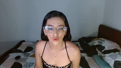 Snapshot of nat4youlove chatting on 12.29.24 nathalia online show from 12.29.24