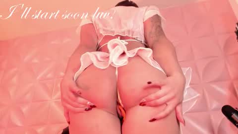 Snapshot of natadelrey chatting on 10.20.25 Nata online show from 10.20.25