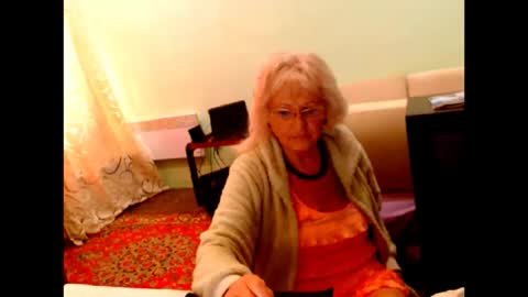 natali online show from 10.17.25