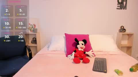 Snapshot of natalia__miller__ chatting on 10.22.25 NATALIA online show from 10.22.25