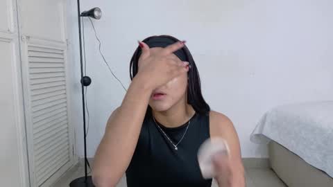 Naty  online show from 12.19.25