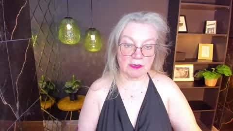 Snapshot of natalicloud chatting on 05.18.26 NataliCloud online show from 05.18.26