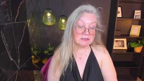 Snapshot of natalicloud chatting on 05.22.26 NataliCloud online show from 05.22.26