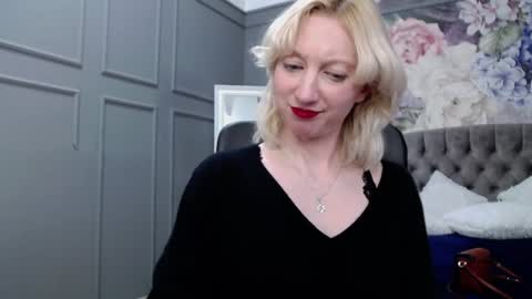 Natalie online show from 12.23.24