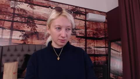 Natalie online show from 11.21.25