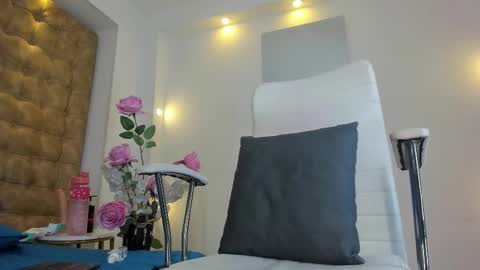   online show from 03.26.26