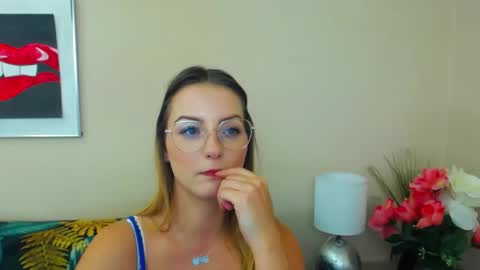 Snapshot of natalie_live chatting on 02.07.25 NatalieSexy online show from 02.07.25
