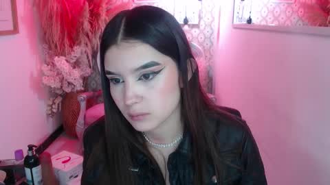 natalie  online show from 11.08.25