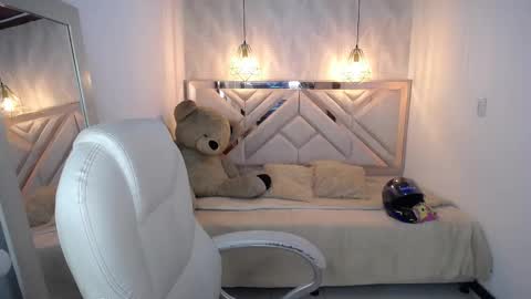 natalie  online show from 03.20.26