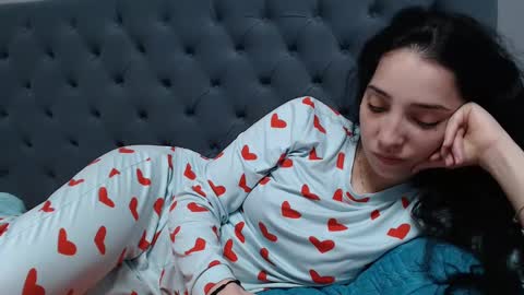 Snapshot of natalie_mia chatting on 01.20.25 Miia online show from 01.20.25