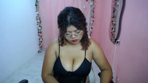 Snapshot of natalie_tits1 chatting on 10.01.25 natalie_tits1 online show from 10.01.25
