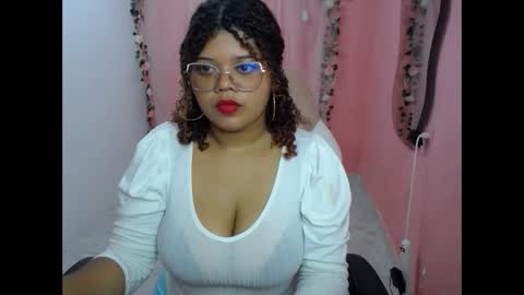 Snapshot of natalie_tits1 chatting on 10.04.25 natalie_tits1 online show from 10.04.25