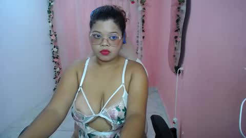 Snapshot of natalielabellex1 chatting on 09.13.25 natalielabellex1 online show from 09.13.25