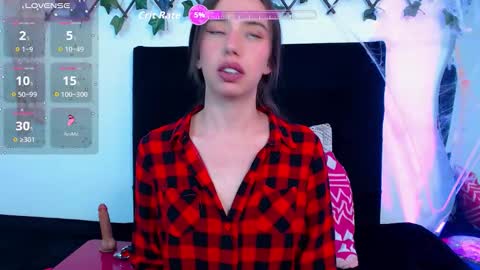 Natalia  online show from 10.30.25