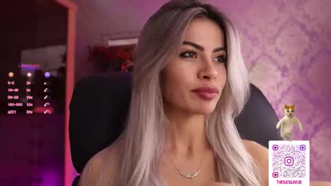 Snapshot of natalimurr chatting on 10.31.25 Natali online show from 10.31.25