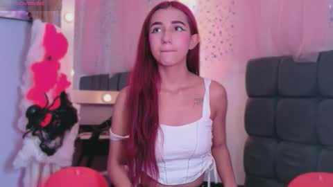 Snapshot of natalliapradas chatting on 10.25.25 natalliapradas online show from 10.25.25