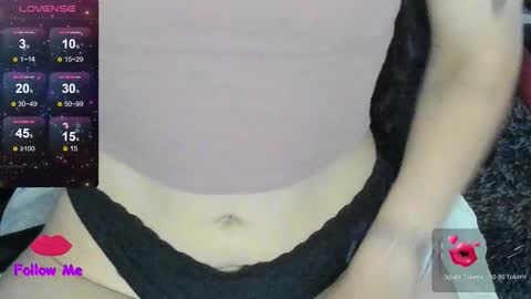 Snapshot of natasha__logan chatting on 10.21.25 Natasha online show from 10.21.25