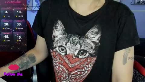 Snapshot of natasha__logan chatting on 10.27.25 Natasha online show from 10.27.25