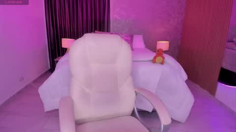 Natasha aniston1 online show from 05.20.26