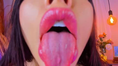       online show from 01.30.25