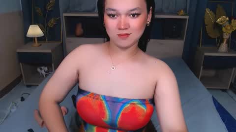 natasha_santiago5 online show from 09.25.25