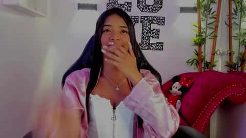 Snapshot of natasha_smith_ws chatting on 12.05.25 Natasha online show from 12.05.25